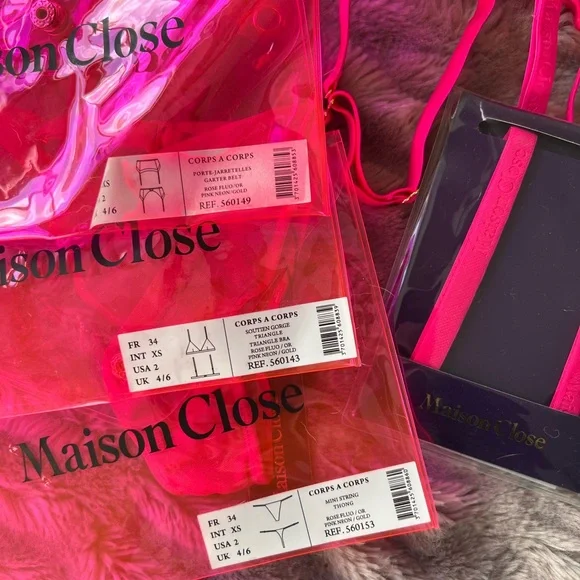 NWT Maison Close Corps à Corps Neon Pink Triangle Bra Thong and Garter Belt Set